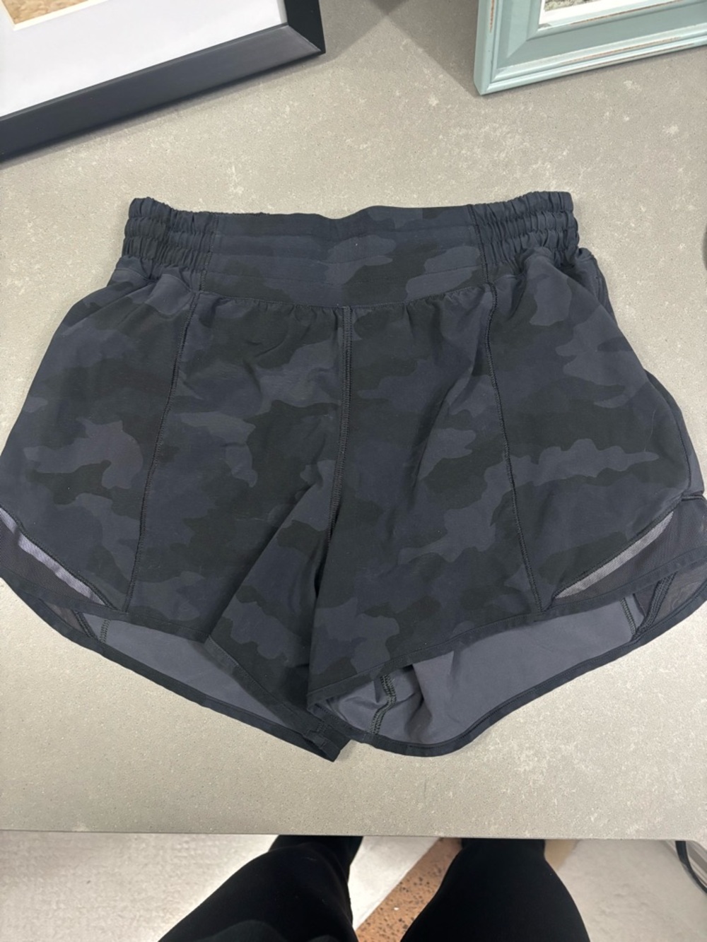 Lululemon hotty hot short